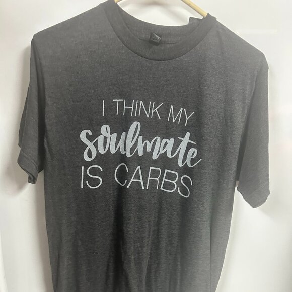 🥐 "I Think My Soulmate is Carbs" Graphic Tee – Size Medium – Soft & Funny! - Picture 1 of 1